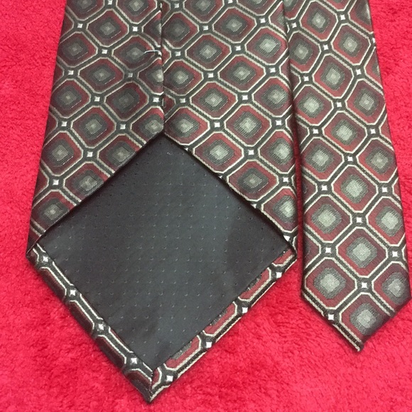 Men’s Platinum Design Classy Neck Tie - Picture 2 of 6